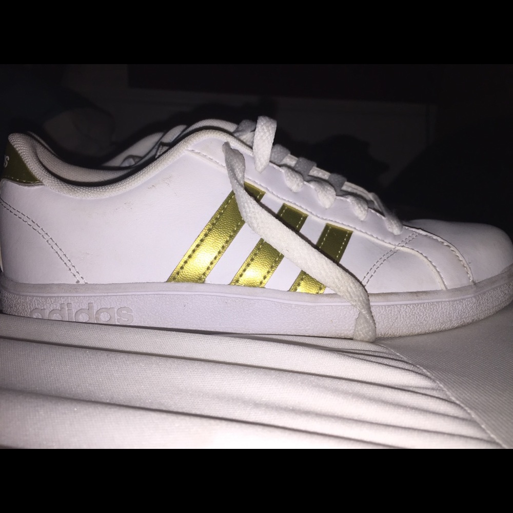New gold & white adidas